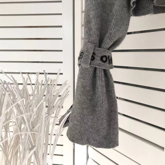 H&M hooded sweater - Picture 3 of 3